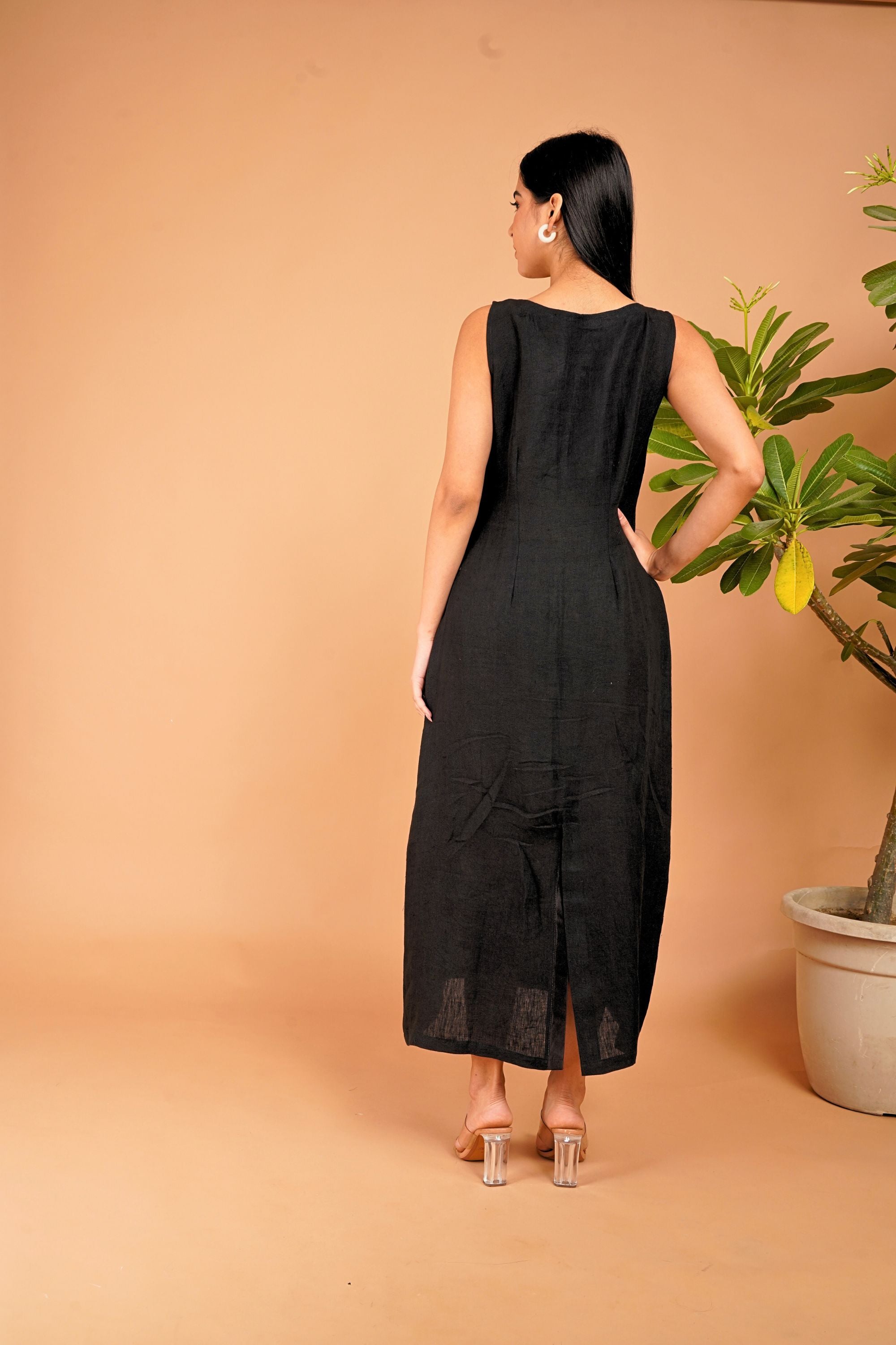 The Flutter Story, Papillon Noir Hand-Embroidered Linen Dress