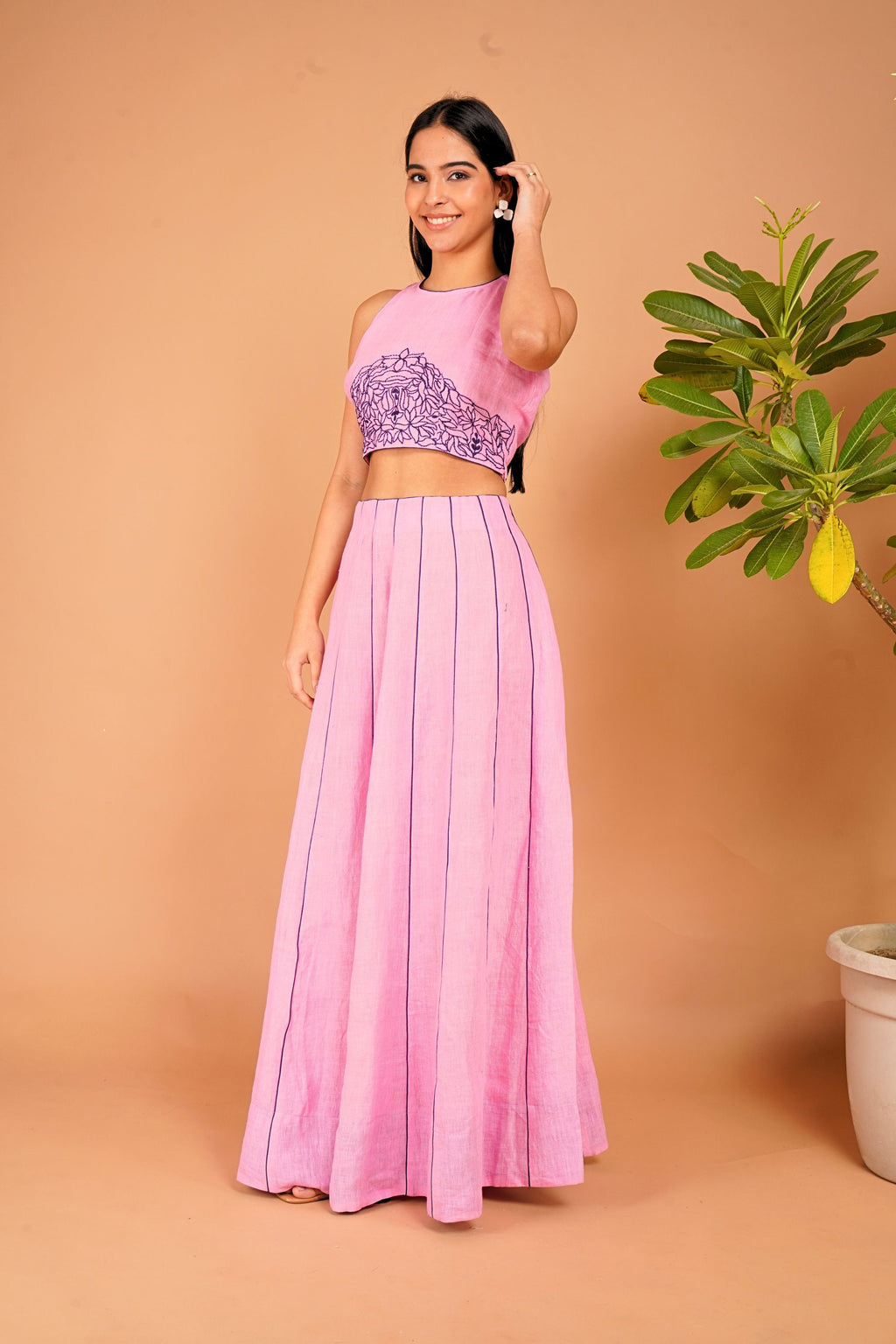 Blush Verse Hand-Embroidered Linen Set