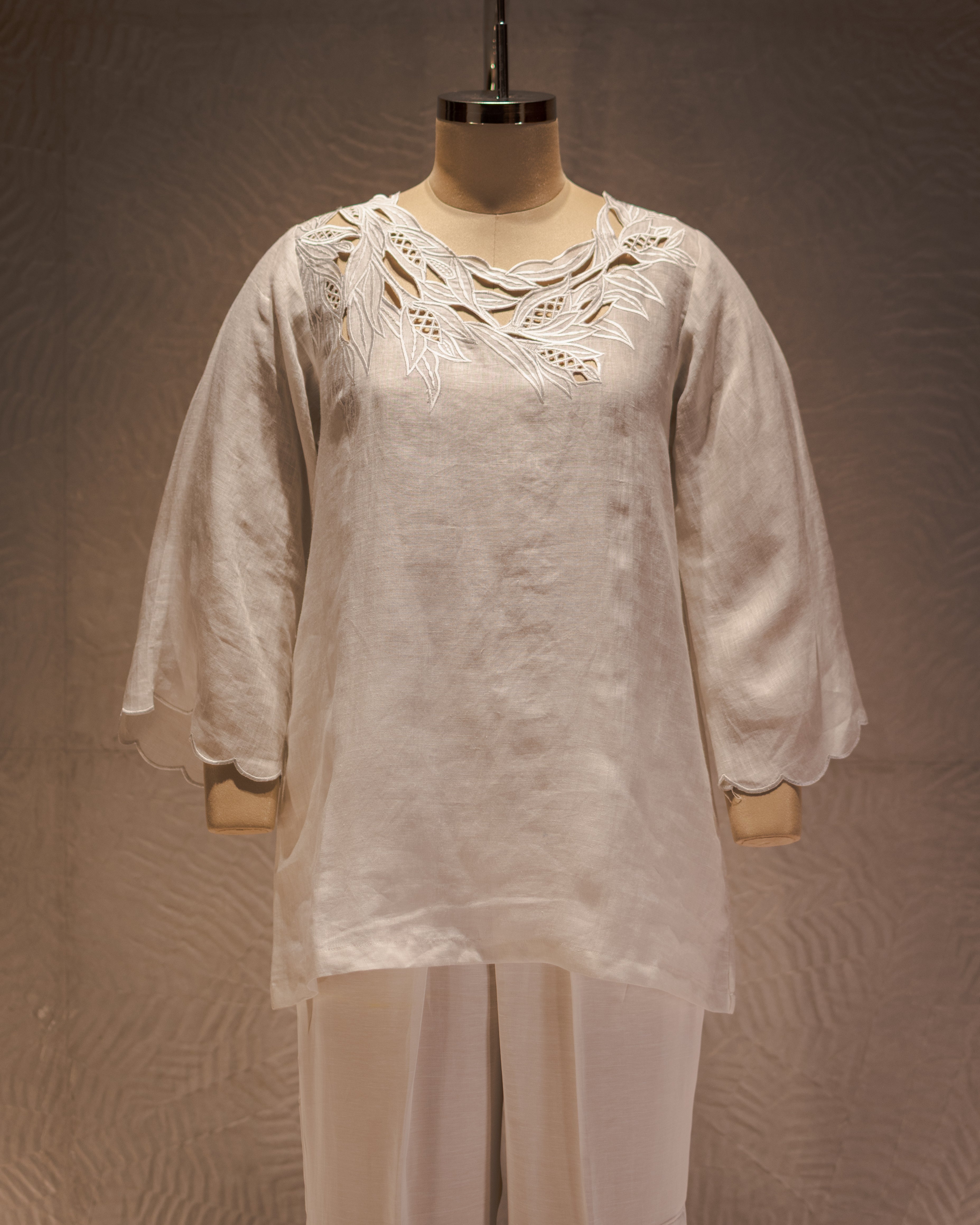Cloud Leaf Pure Linen Top